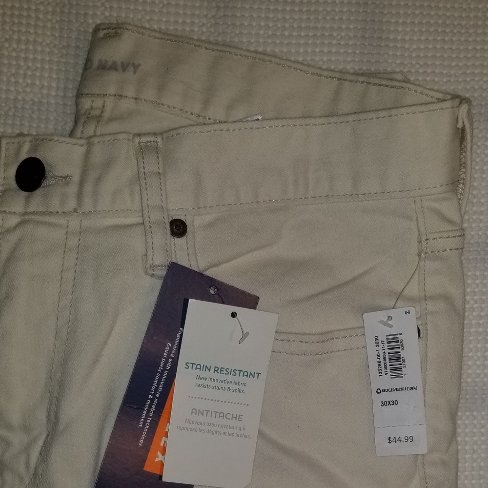 OLD NAVY WHITE JEANS SIZE 30 X 30